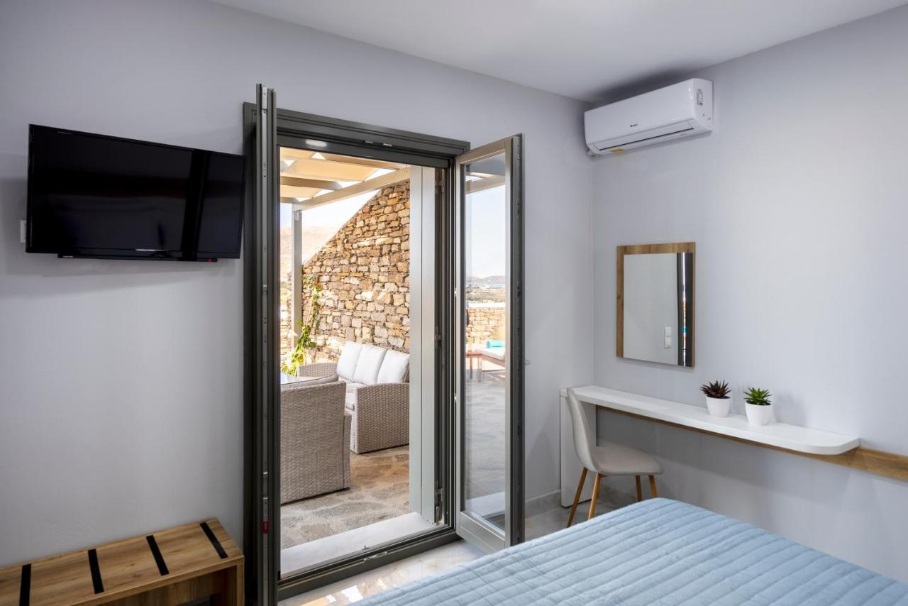 Peters Place - Paros Parasporos