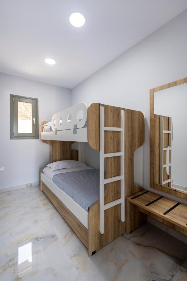 Peters Place - Paros *